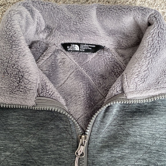 The North Face Jacket - Picture 3 of 4